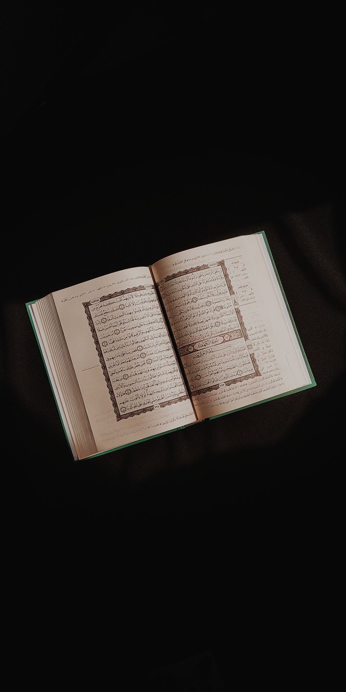 One-to-one online Quran class with a tutor giving full attention to a single student